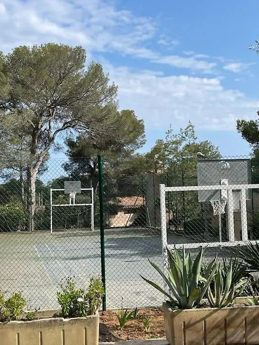 T2 4 Personnes Proche Des Plages Saint-Raphael  Apartment Saint-Raphael (Var)
